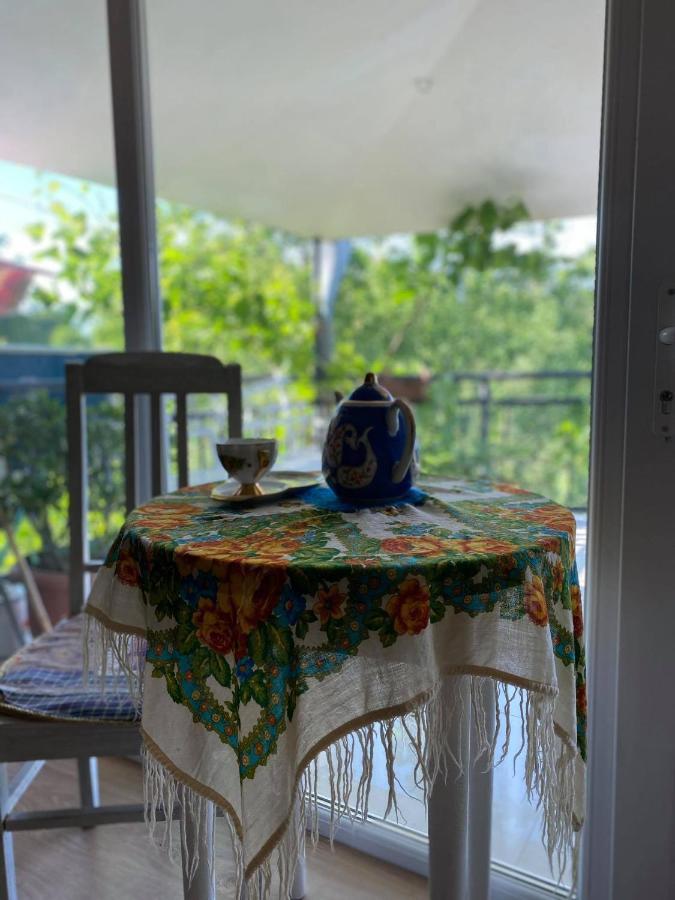 Nino'S Veranda Apartment Τελάβι Εξωτερικό φωτογραφία