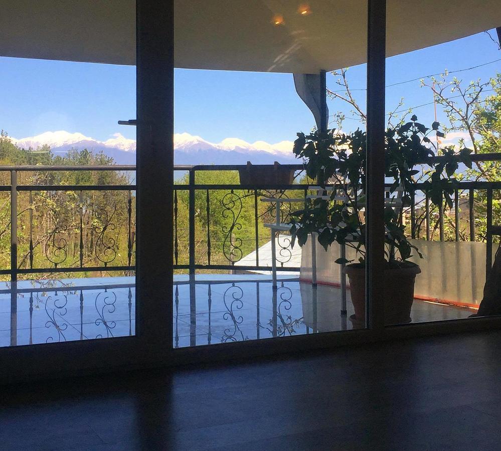 Nino'S Veranda Apartment Τελάβι Εξωτερικό φωτογραφία