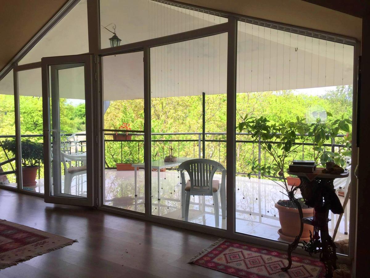 Nino'S Veranda Apartment Τελάβι Εξωτερικό φωτογραφία
